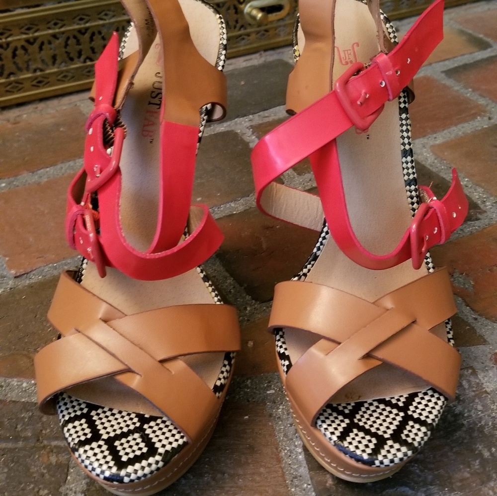 Shoes - Picture 6 of 7